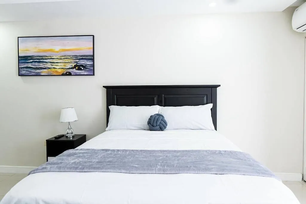 Bayfront Ocean View Gated Appartement Portmore