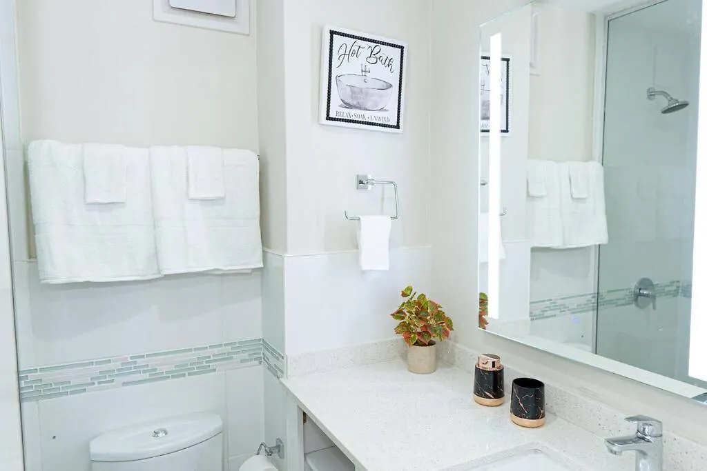 Bayfront Ocean View Gated Apartman Portmore 0*,
